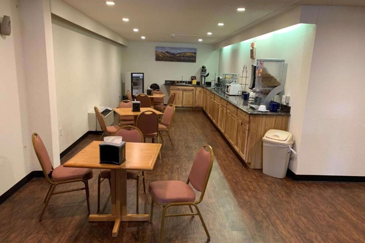 Travelodge By Wyndham Torrington Buitenkant foto